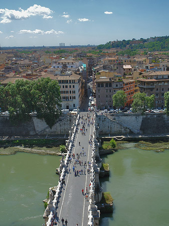 Luftaufnahme der Brücke Foto 