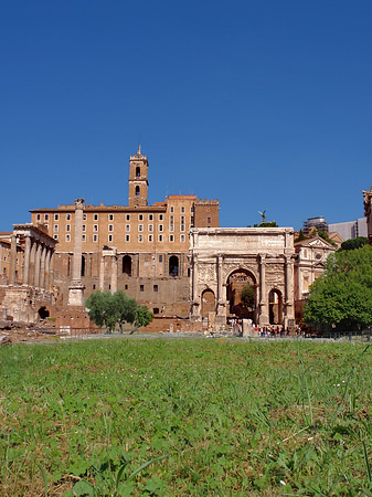 Triumphbogen mit Tabularium Fotos