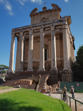 Fotos Tempel des Antoninus Pius und der Faustina | Rom