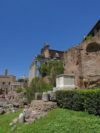 Weg am Tempel