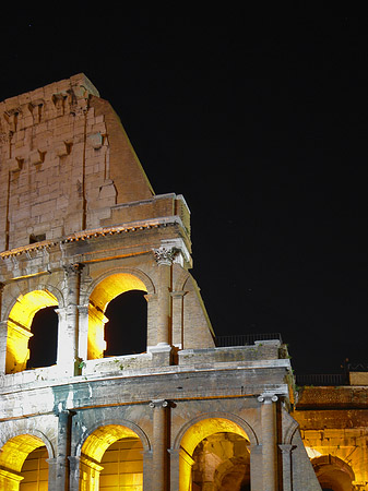 Fotos Fassade des Kolosseums | Rom