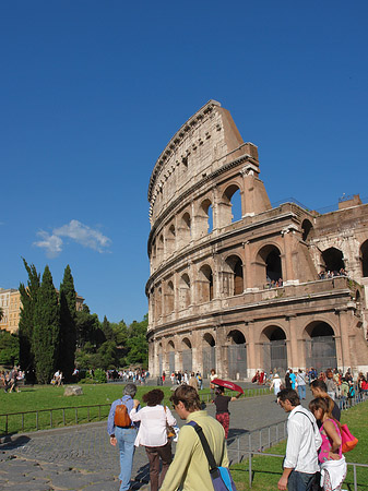 Foto Menschen am Kolosseum