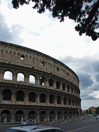 Foto Kolosseum mit Straße - Rom