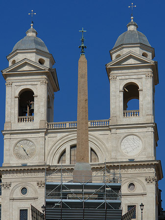 S. Trinita dei Monti mit Obelisk Foto 