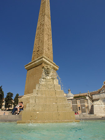 Foto Obelisk mit Wasser - Rom