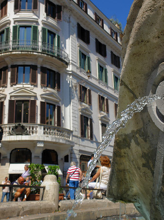 Details am Barcaccia Brunnen Fotos