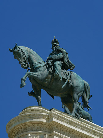 Bronzestatue von Victor Emmanuel