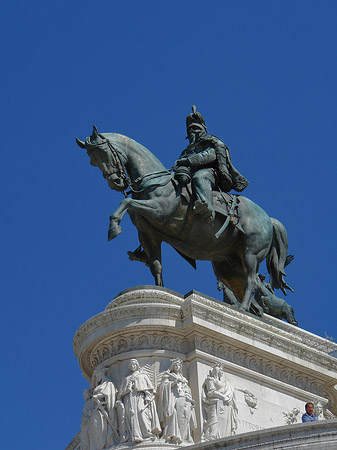 Bronzestatue von Victor Emmanuel