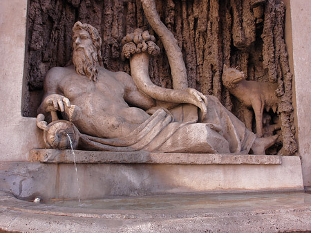 Statuen in der Altstadt