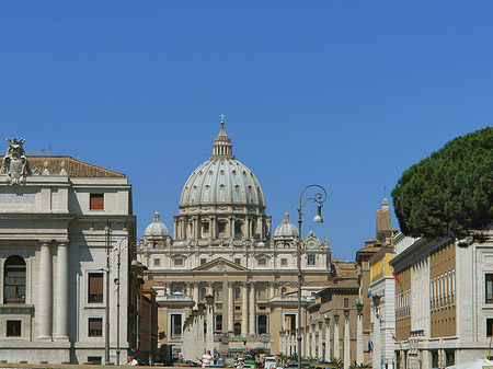 Fotos Blick auf den Petersdom | Rom