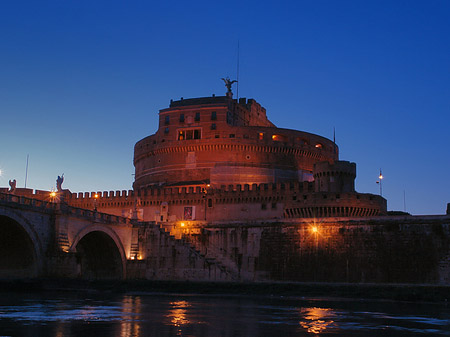 Foto Burg und Brücke