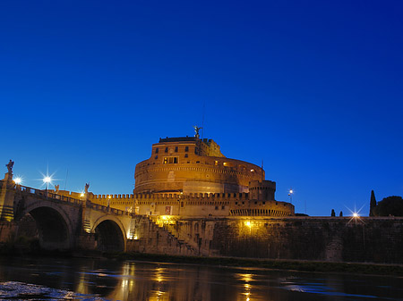 Foto Burg und Brücke