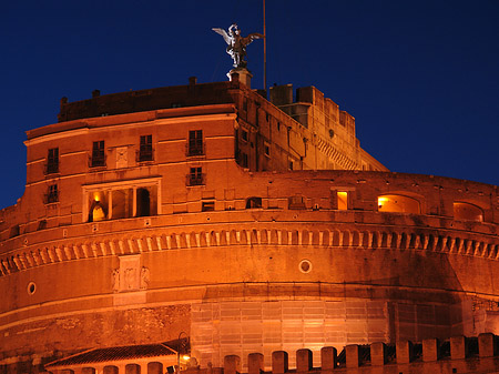 Engelsburg bei Nacht