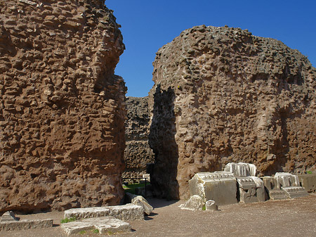 Steine im Forum Romanum Foto 