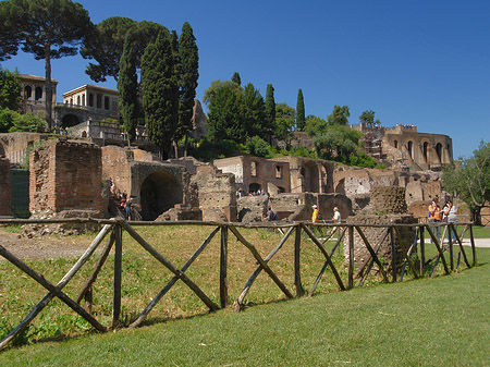 Weg ins Forum Romanum Foto 