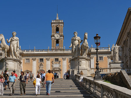 Foto Statuen der Dioskuren