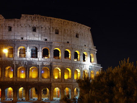Foto Kolosseum bei Nacht