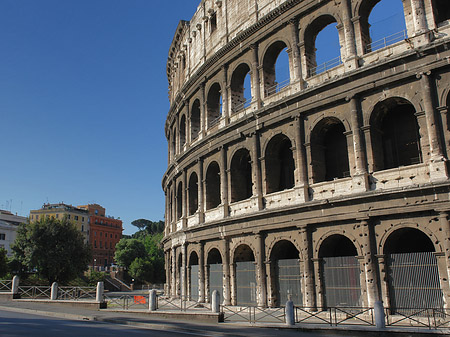 Foto Kolosseum mit Straße - Rom