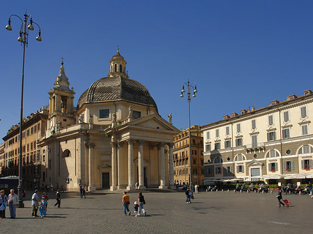 Zwillingskirchen Foto 