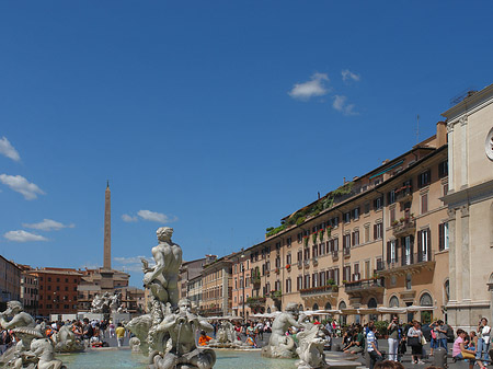 Foto Meeresbrunnen mit Piazza